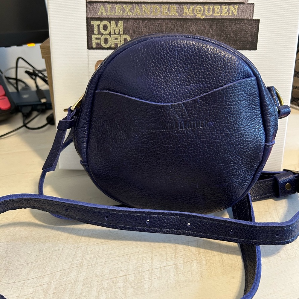 Elegant Purple Leather Crossbody Bag